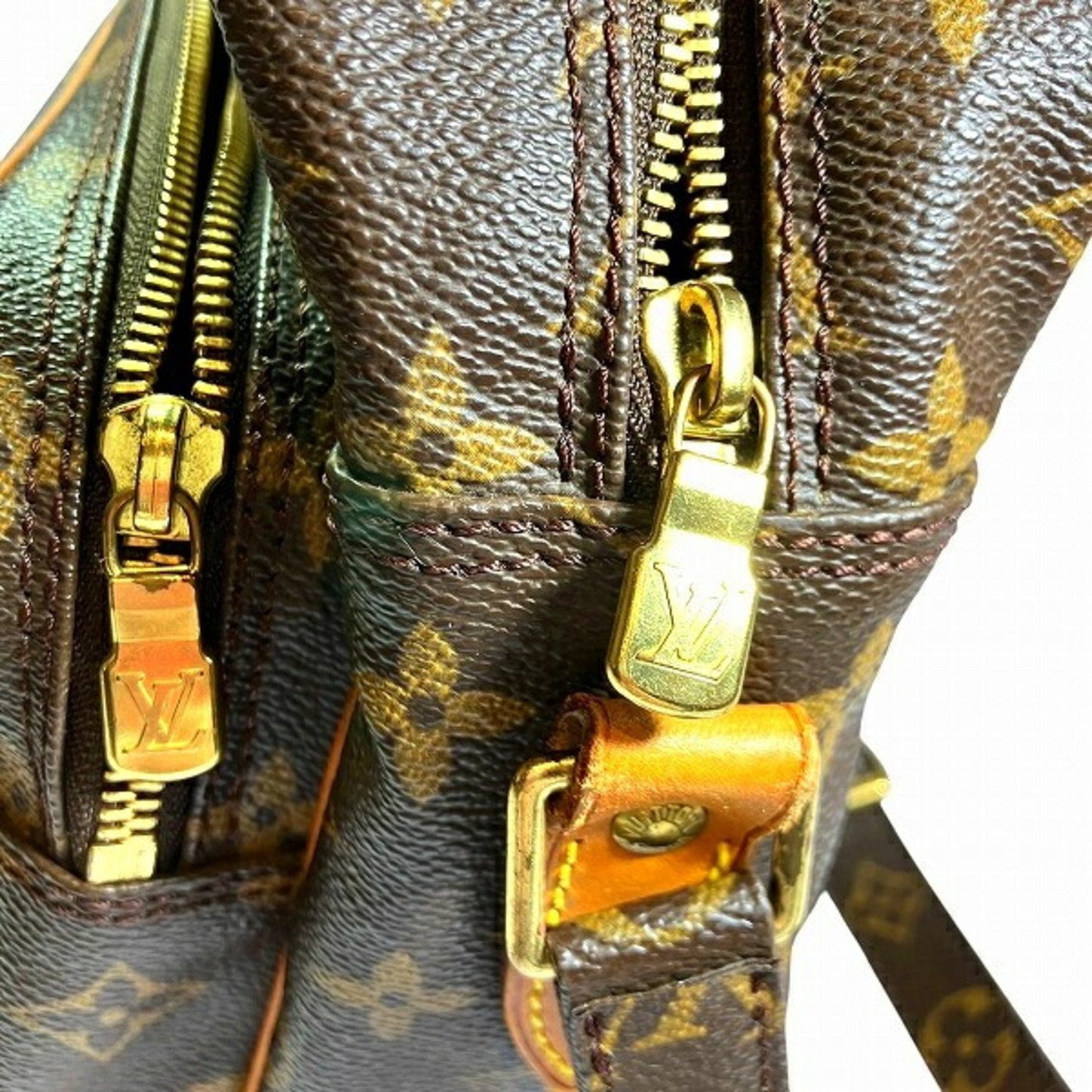 Luxury Canvas Nile Shoulder Bag with Dust Bag