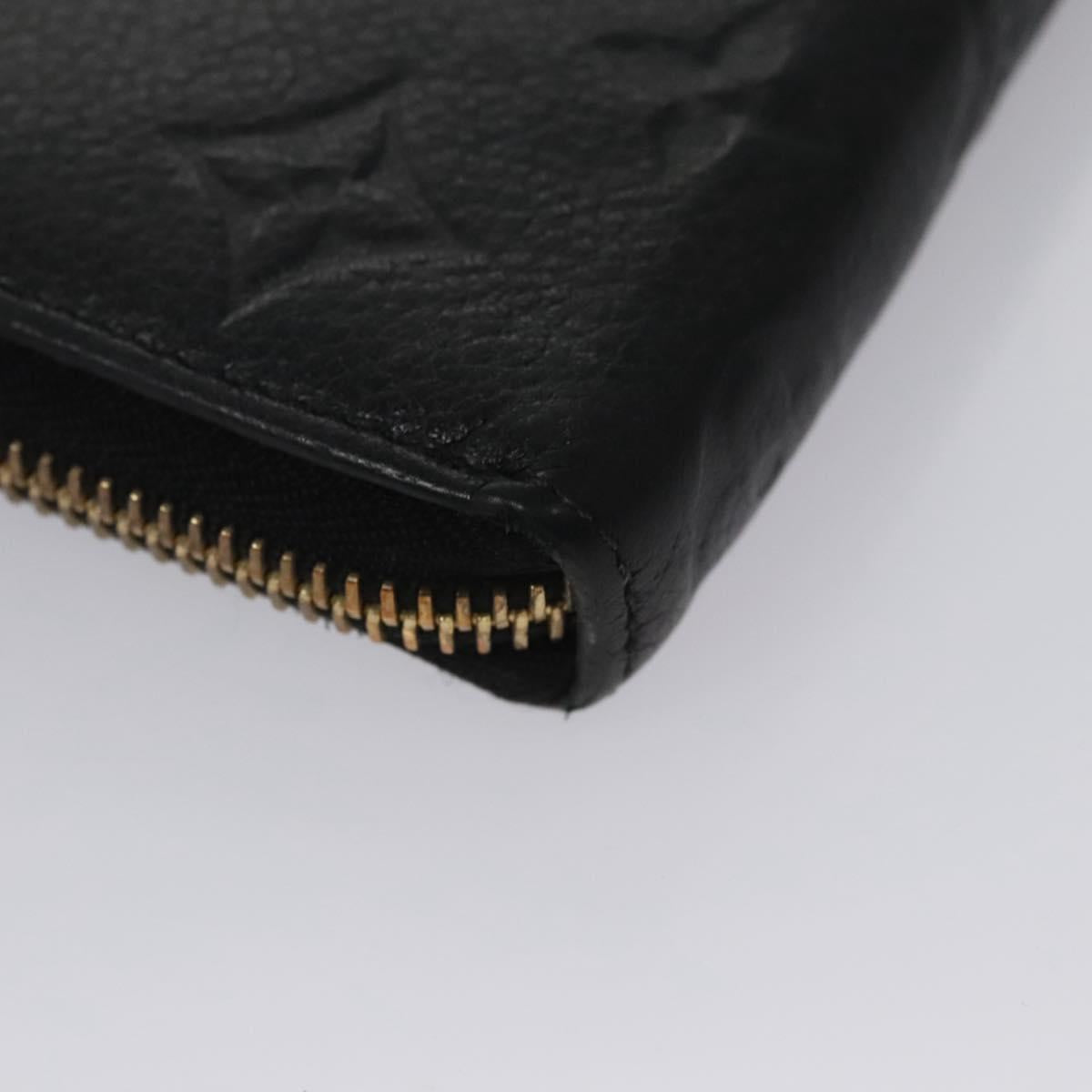 Leather Portefeuille Clemence with Slightly Rubbed Corners and Storage Smell