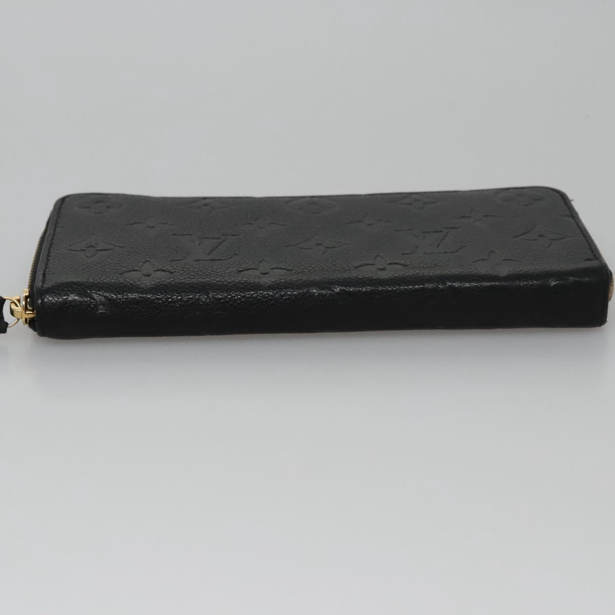 Leather Portefeuille Clemence with Slightly Rubbed Corners and Storage Smell