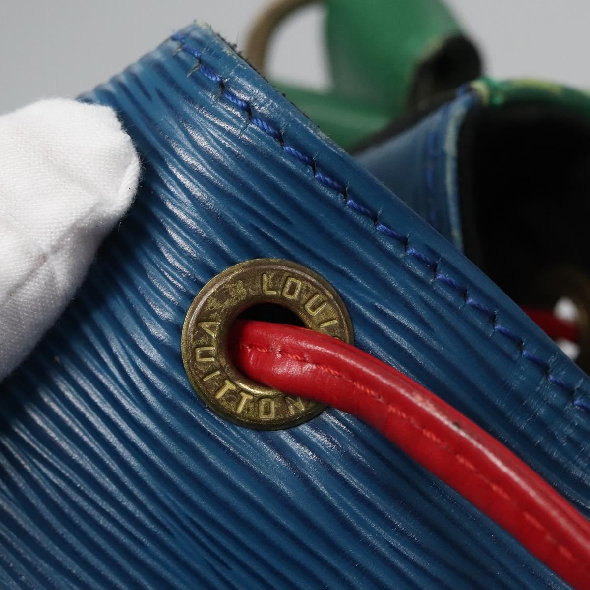 Leather Noe Bag with Adjustable Shoulder Drop