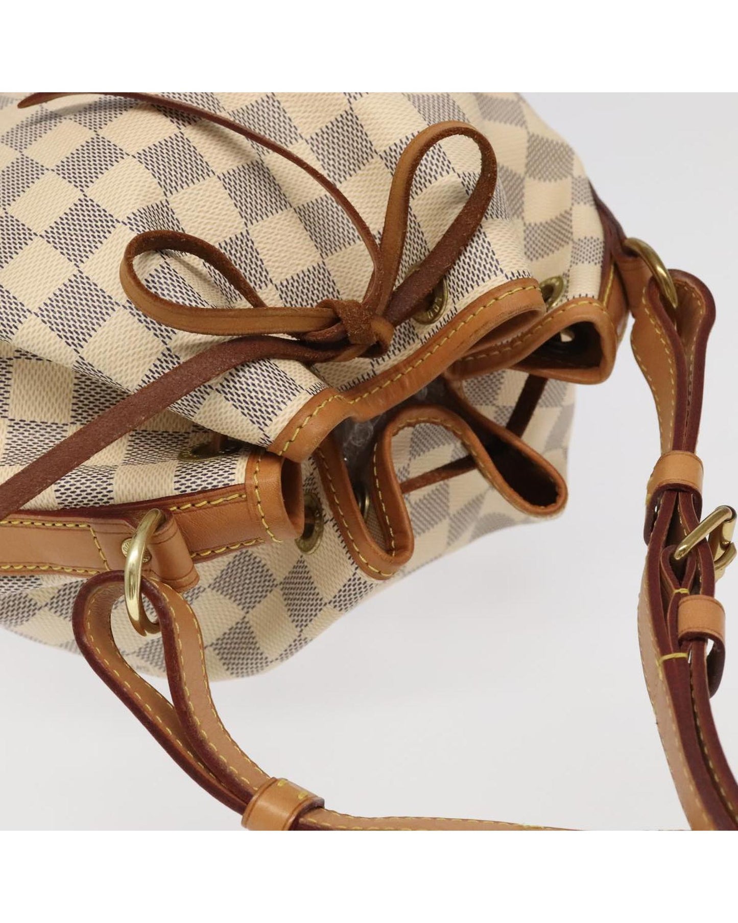 Damier Azur Noe BB Shoulder Bag