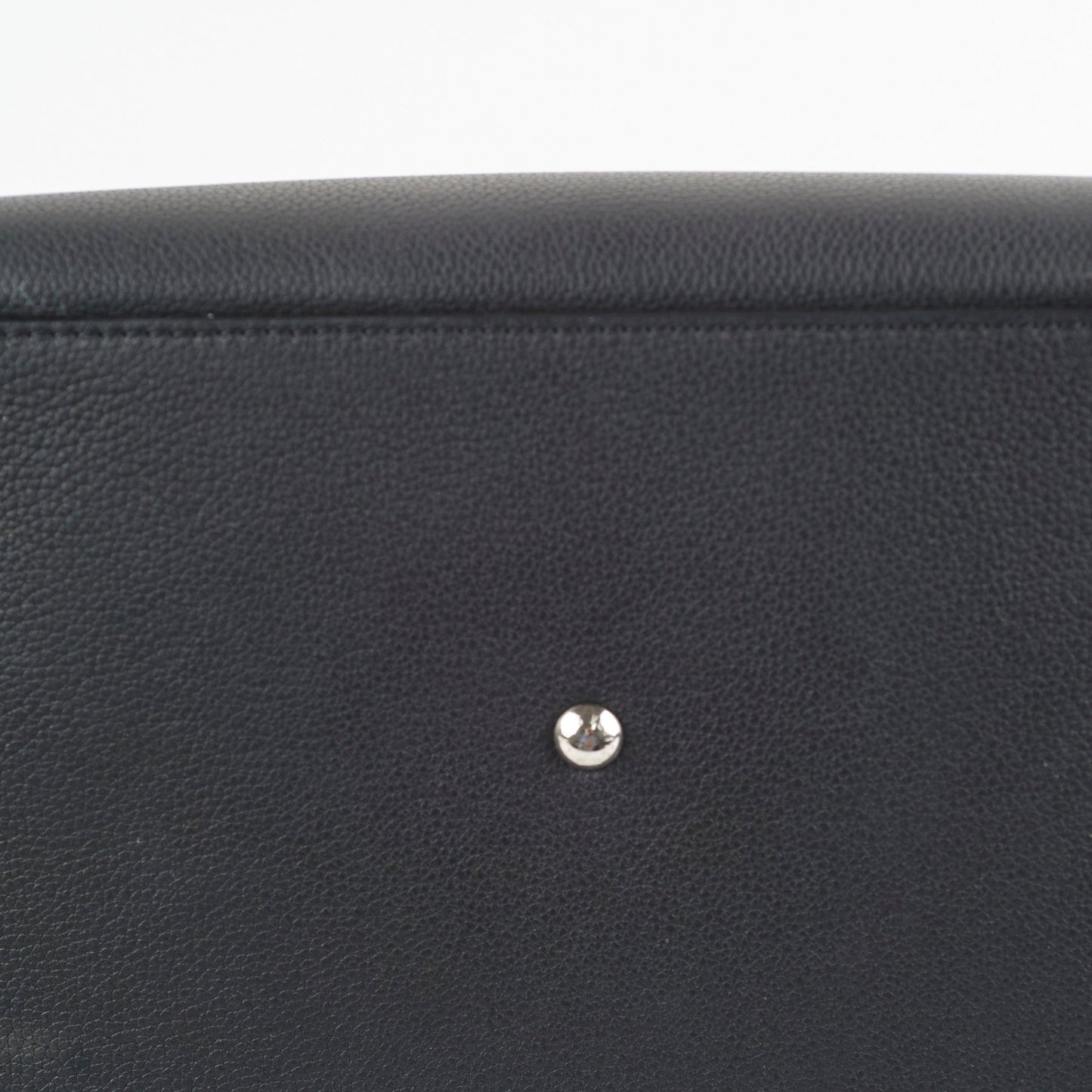 Louis Vuitton Lock Me Black