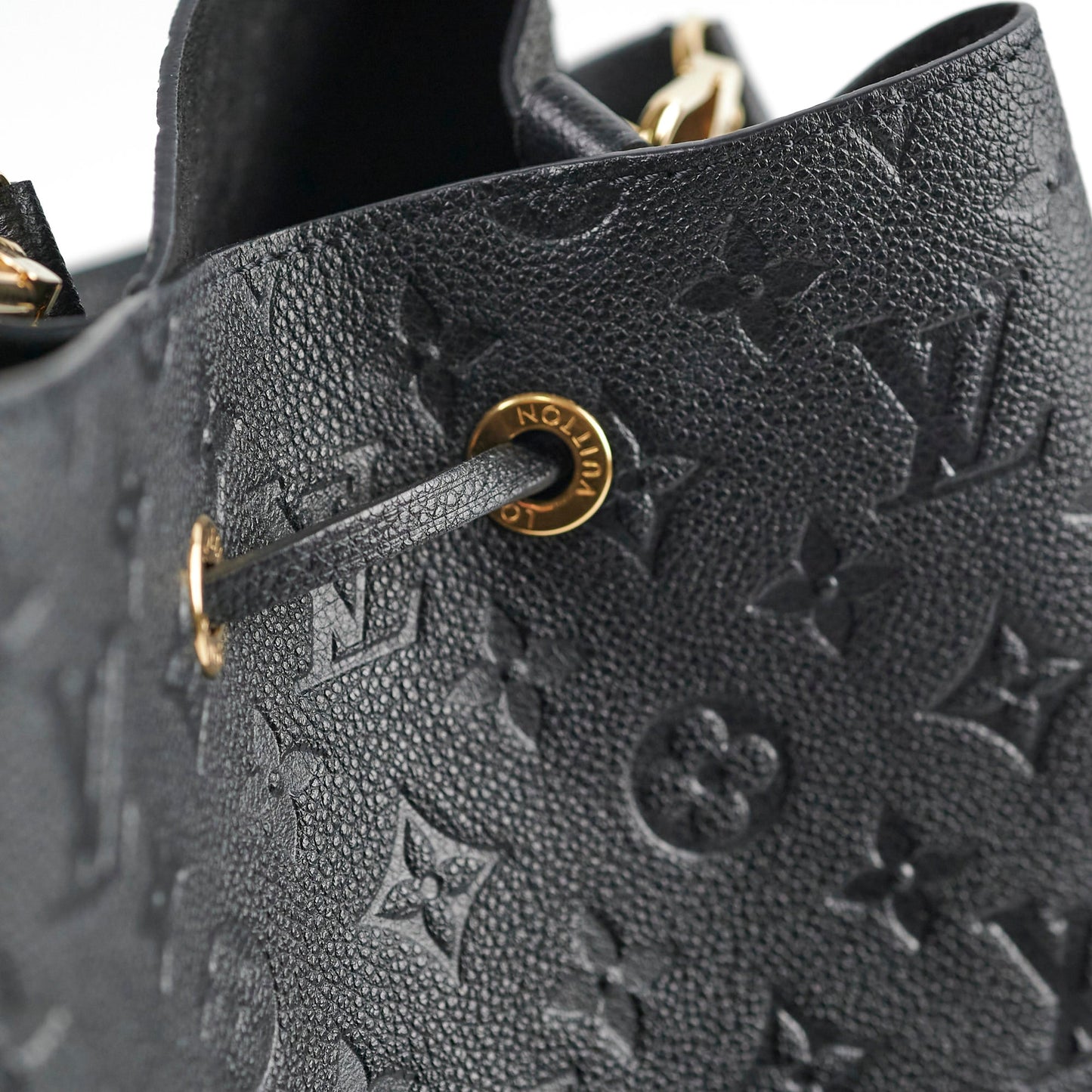 Louis Vuitton Neo Noe Black