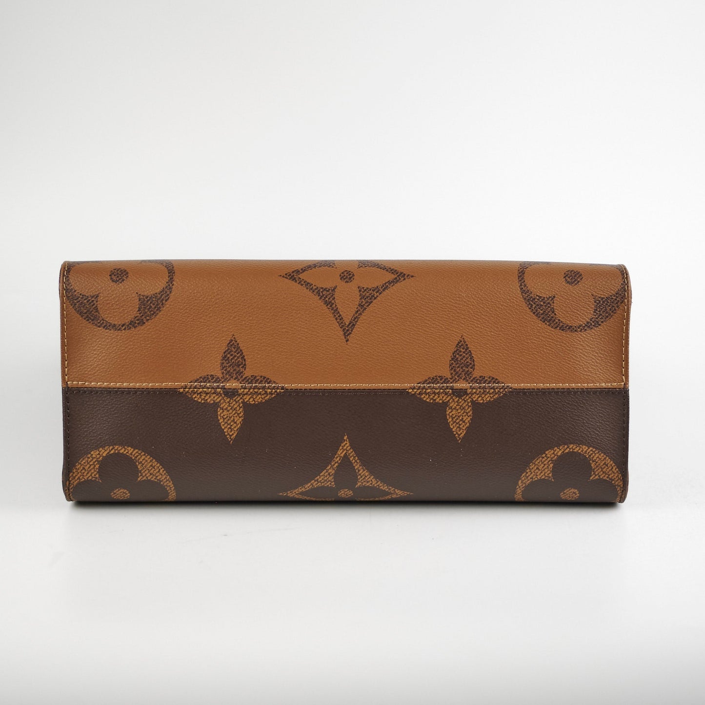 Louis Vuitton MM On the Go Reverse Monogram