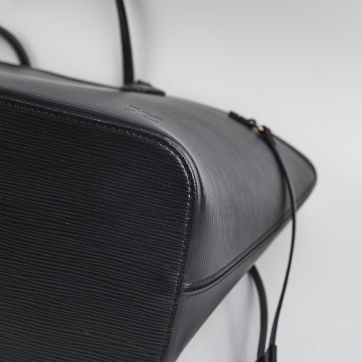 Louis Vuitton Neverfull MM Epi Black