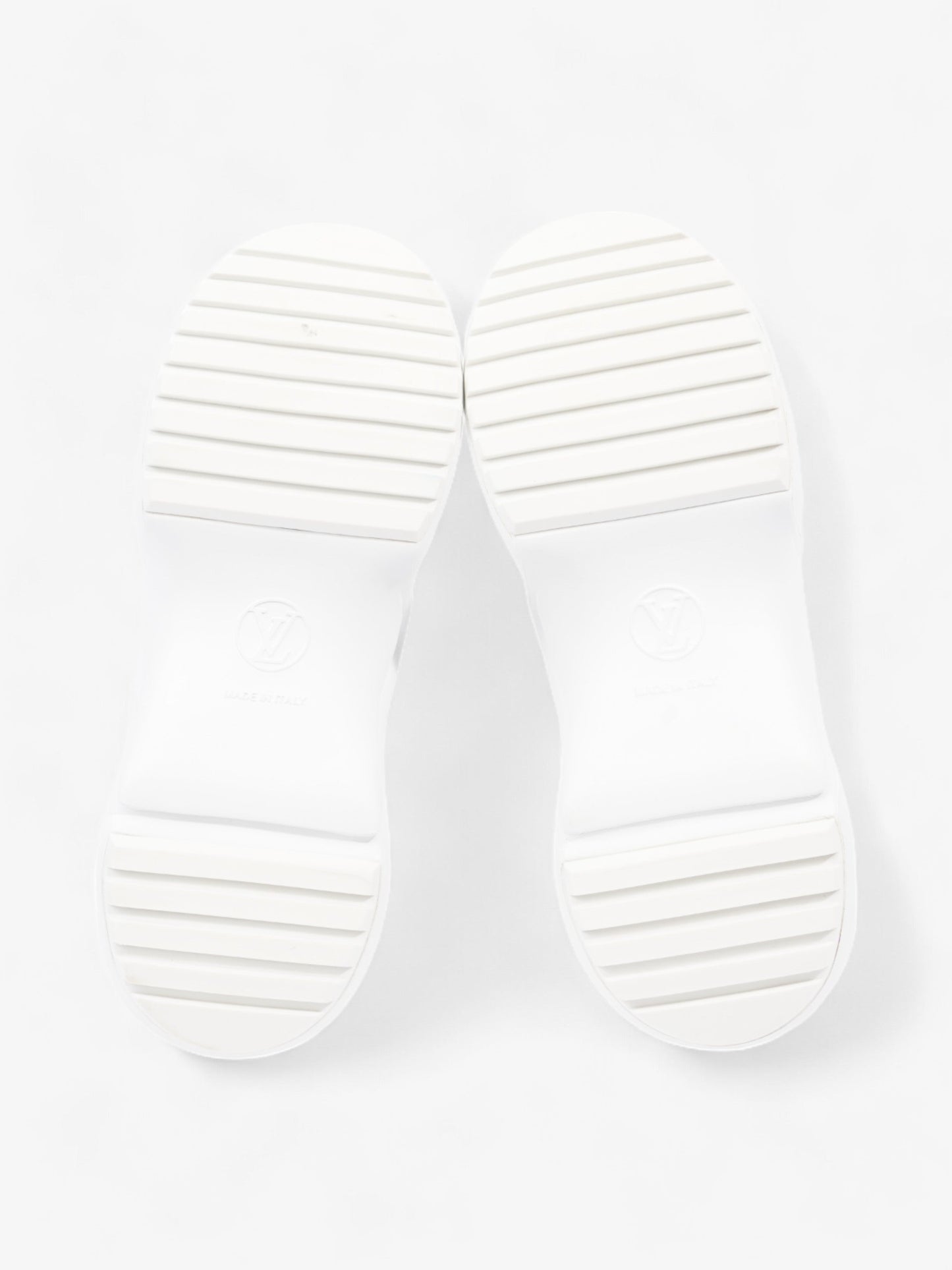 Louis Vuitton Archlight Silver / White Mesh EU 37 UK 4