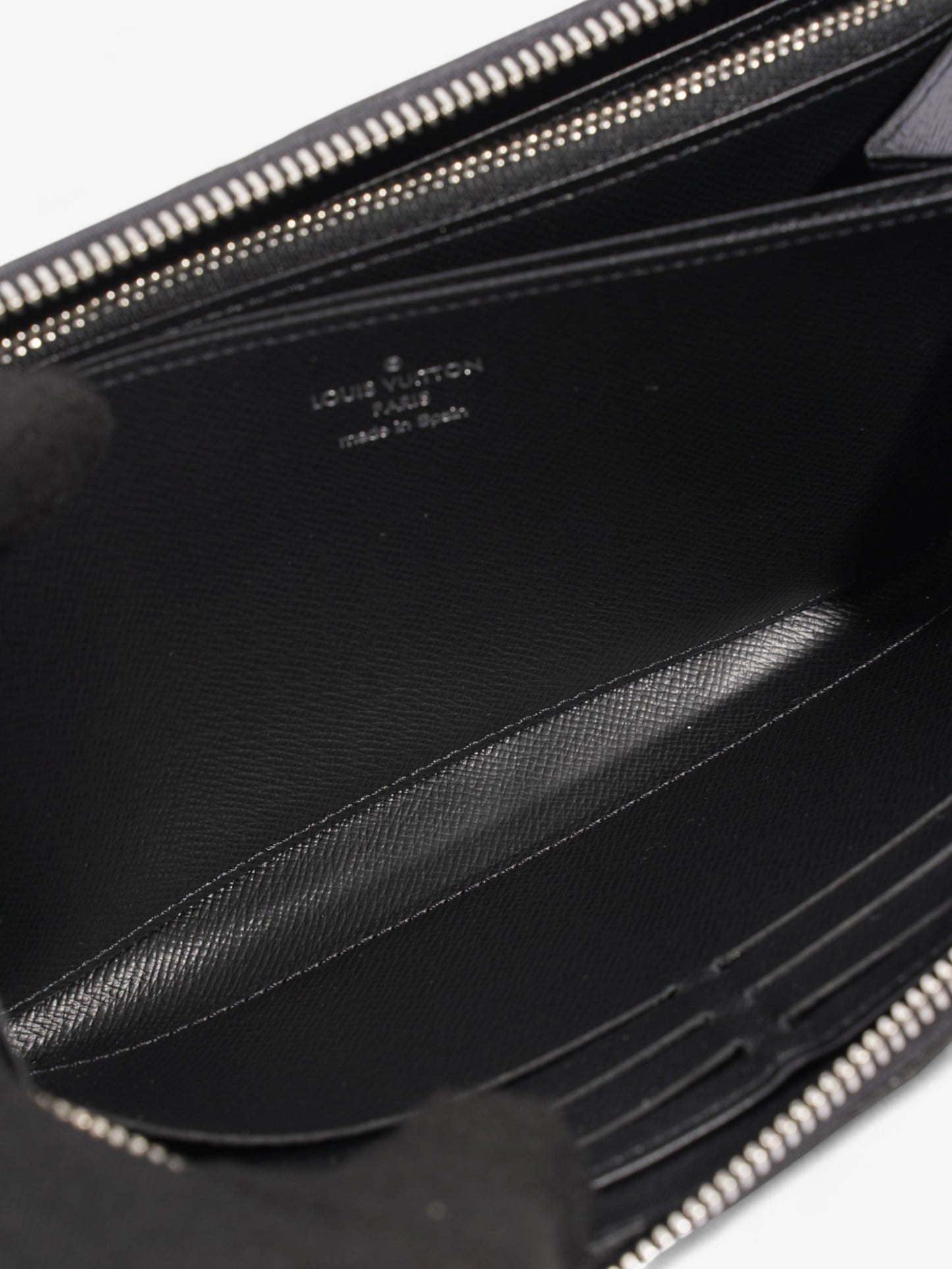 Louis Vuitton Zippy Wallet Black Epi Leather