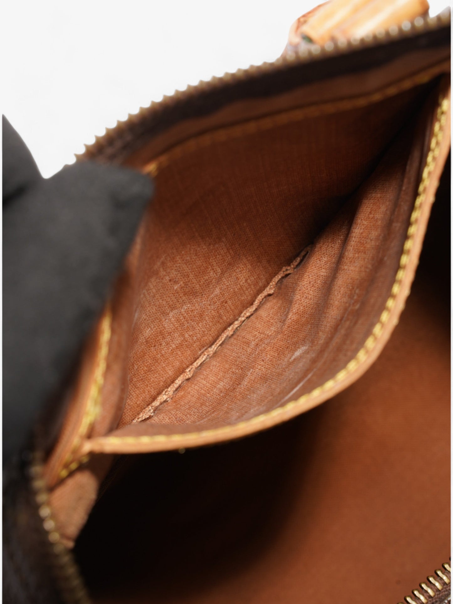 Louis Vuitton Speedy Monogram Coated Canvas 35