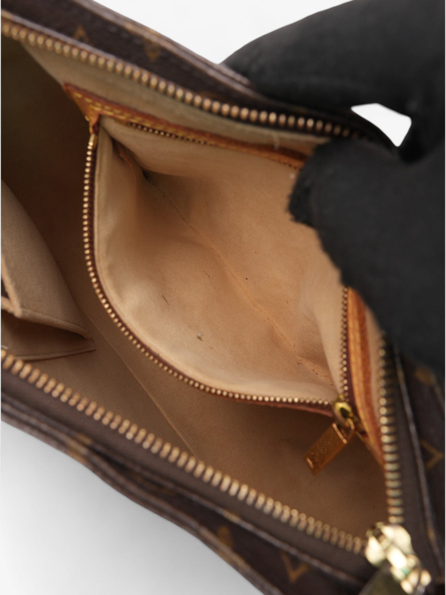 Louis Vuitton Looping Monogram Coated Canvas MM