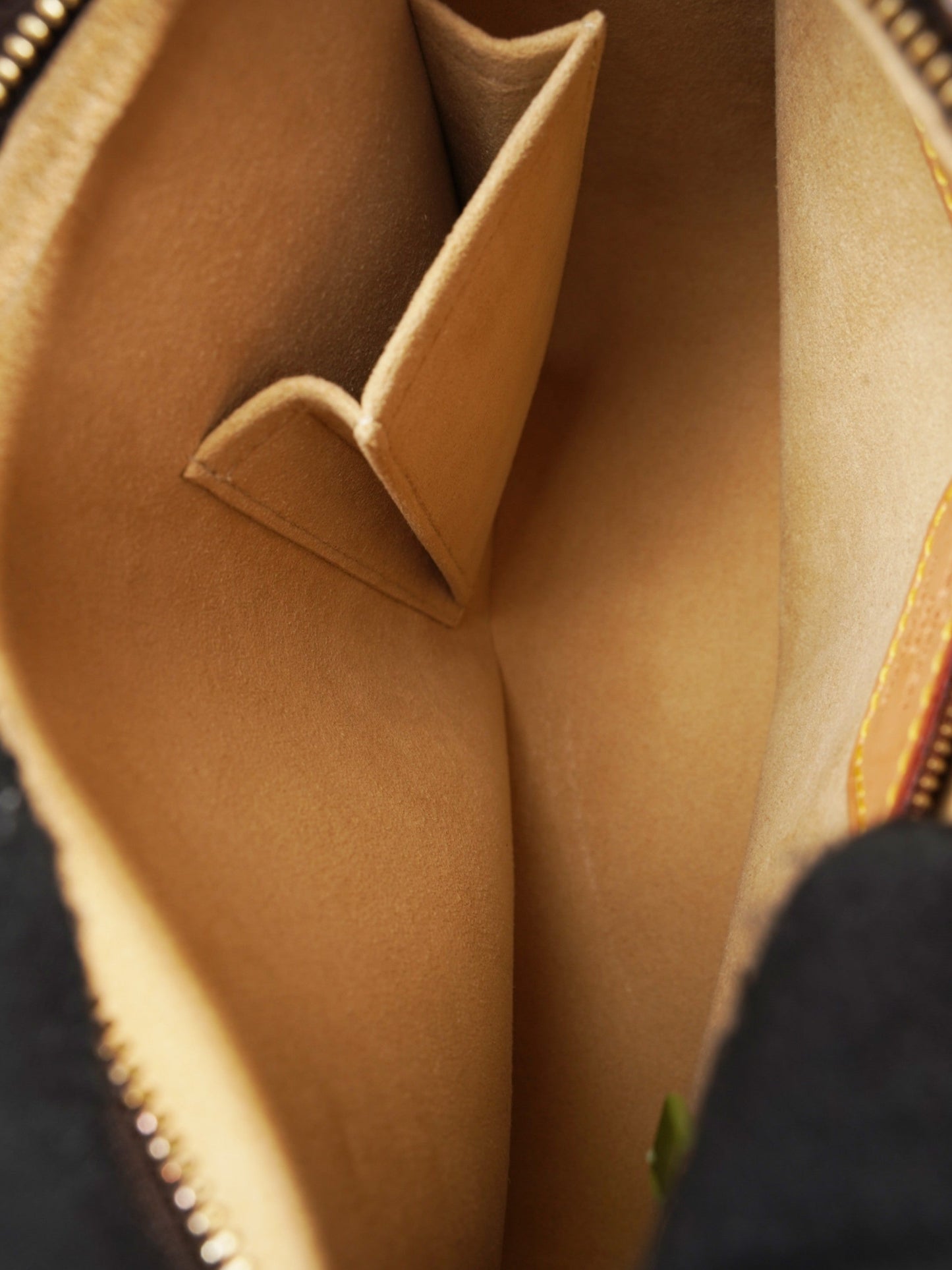 Louis Vuitton Looping Monogram Coated Canvas MM