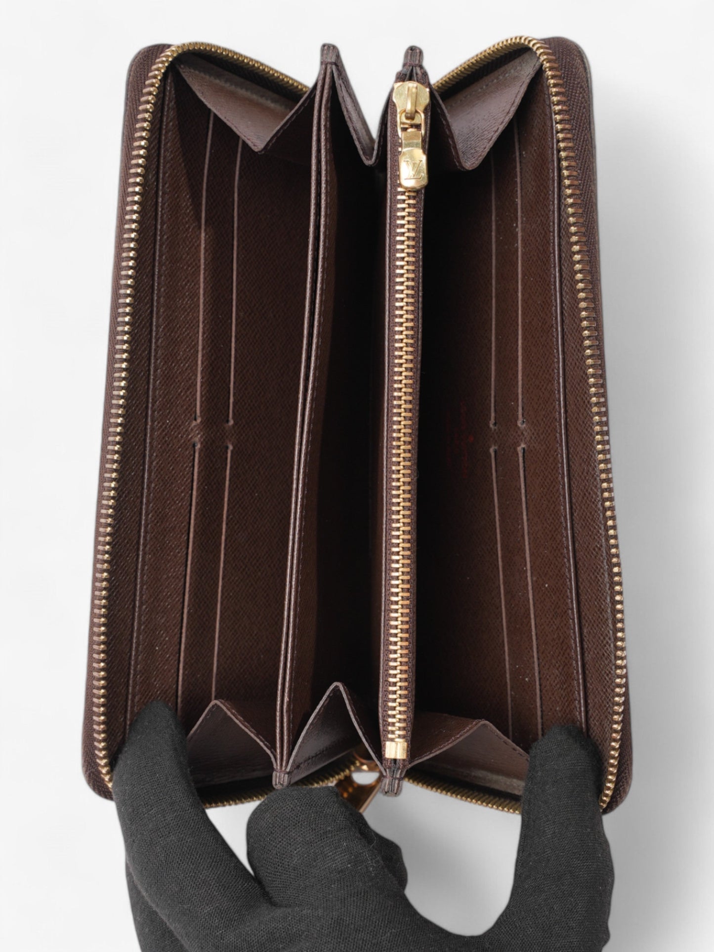 Louis Vuitton Zippy Wallet Damier Ebene Coated Canvas