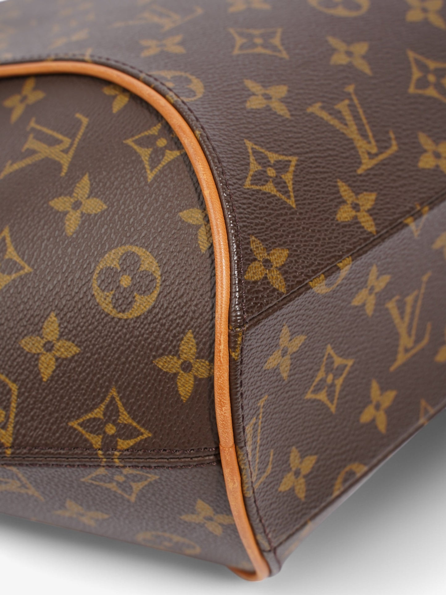 Louis Vuitton Ellipse Monogram Coated Canvas MM