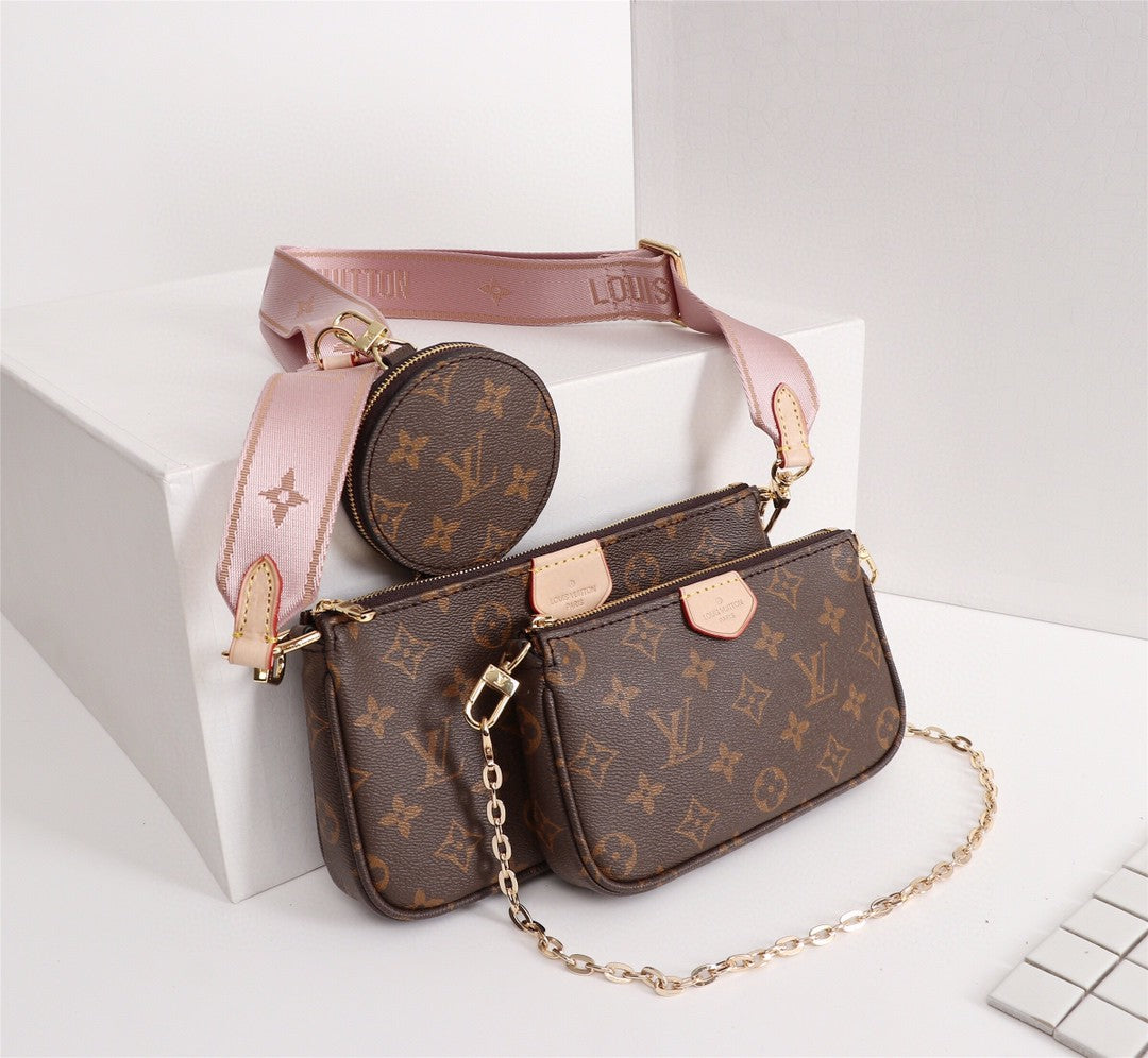 LV Multi Pochette AcGLAMIssoires Monogram Canvas Fall/Winter Collection M44840, Rose Clair