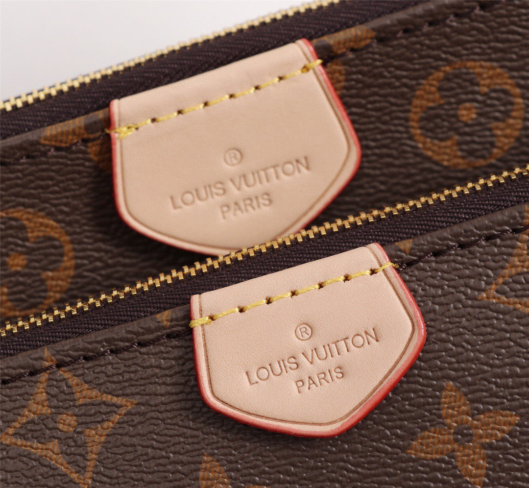 LV Multi Pochette AcGLAMIssoires Monogram Canvas Fall/Winter Collection M44840, Rose Clair