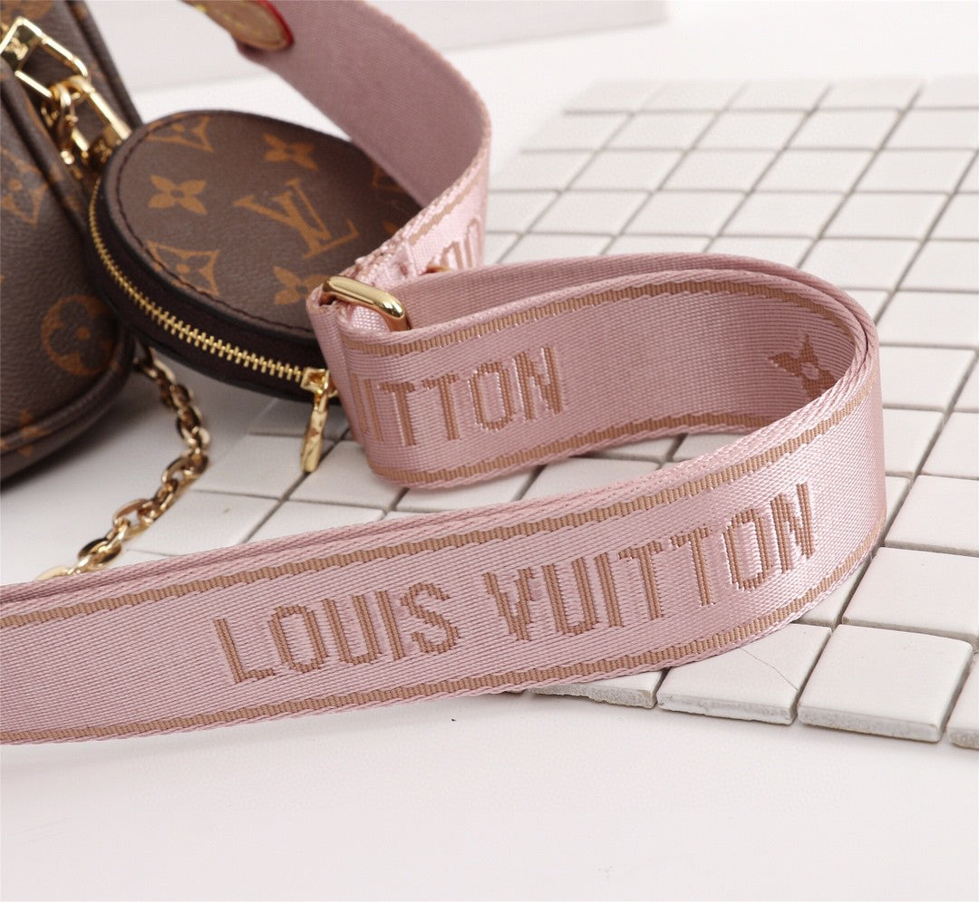 LV Multi Pochette AcGLAMIssoires Monogram Canvas Fall/Winter Collection M44840, Rose Clair