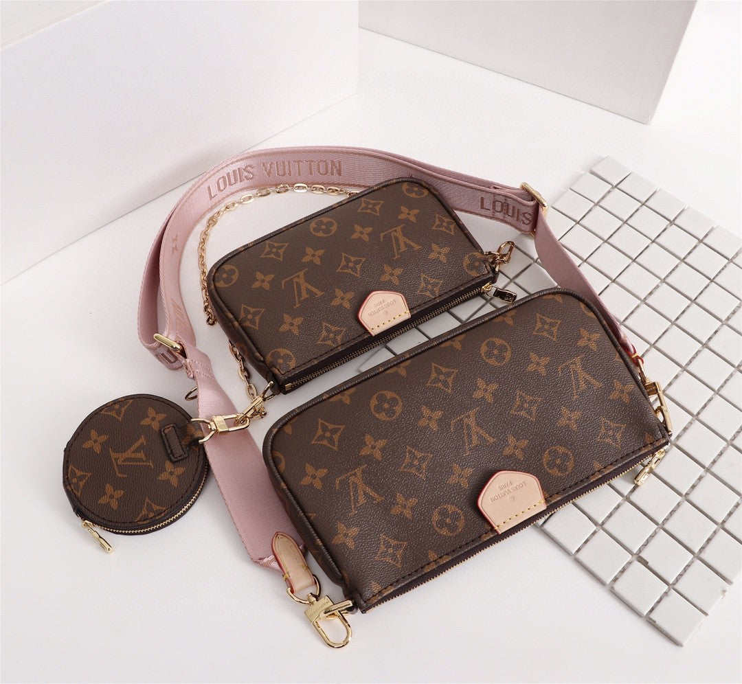 LV Multi Pochette AcGLAMIssoires Monogram Canvas Fall/Winter Collection M44840, Rose Clair