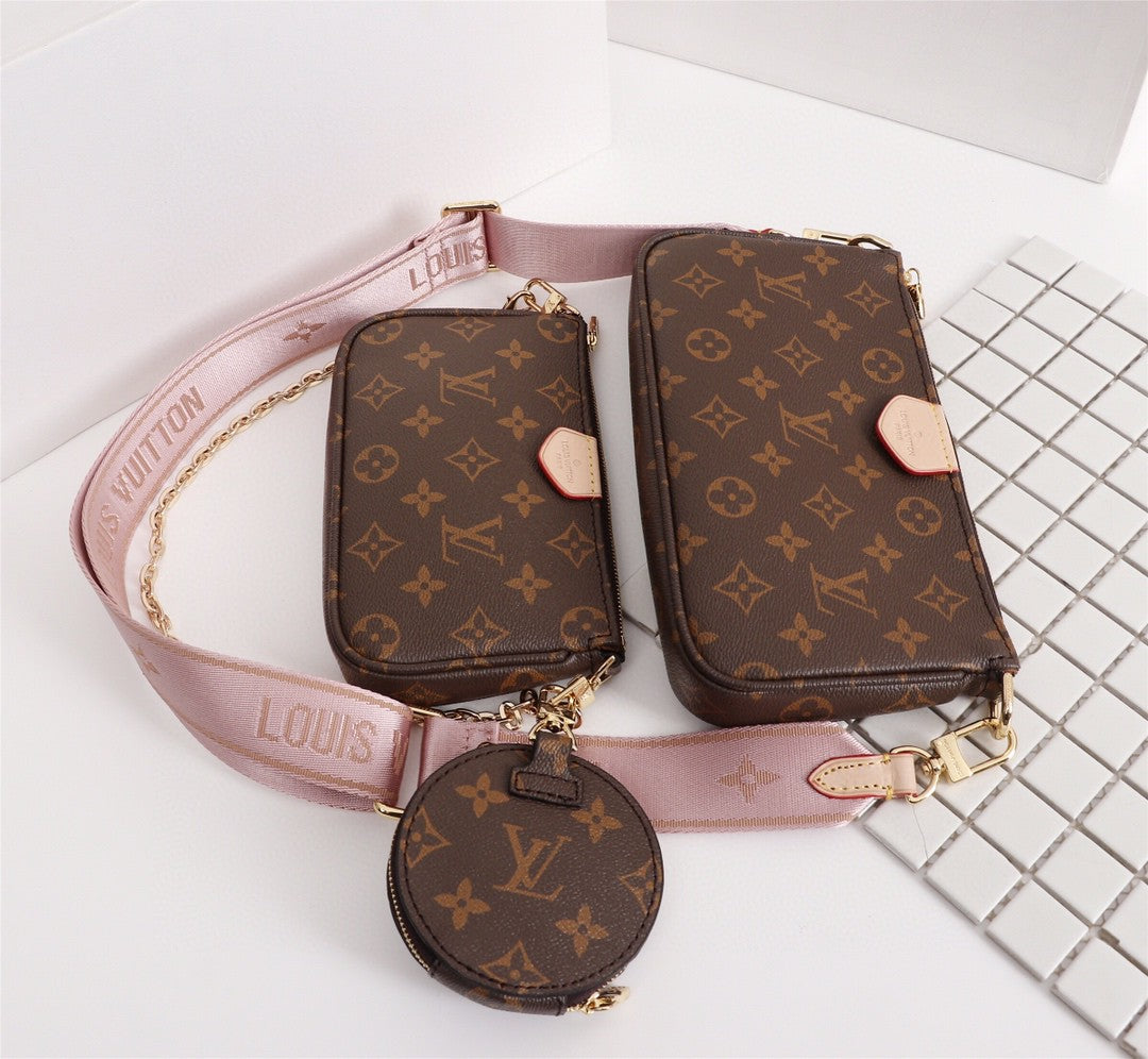 LV Multi Pochette AcGLAMIssoires Monogram Canvas Fall/Winter Collection M44840, Rose Clair