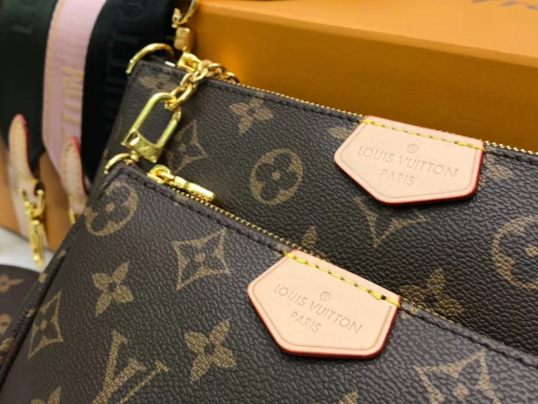LV Multi Pochette AcGLAMIssoires Bags Monogram Canvas Fall/Winter Collection M44813, Kaki/Beige