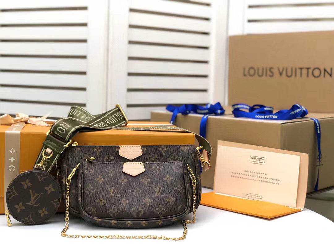 LV Multi Pochette AcGLAMIssoires Bags Monogram Canvas Fall/Winter Collection M44813, Kaki/Beige