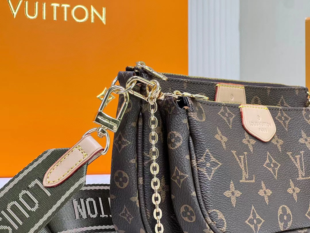 LV Multi Pochette AcGLAMIssoires Bags Monogram Canvas Fall/Winter Collection M44813, Kaki/Beige