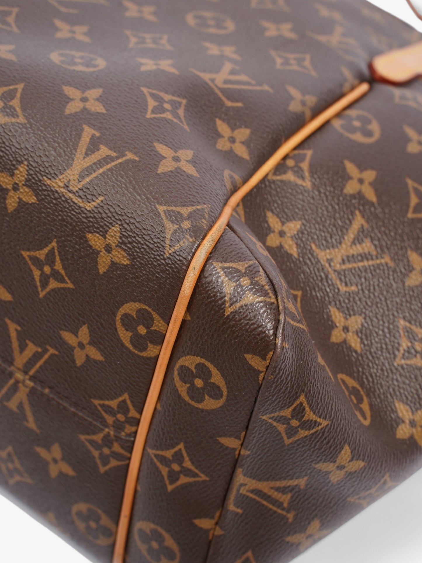 Louis Vuitton Totally Monogram Coated Canvas MM