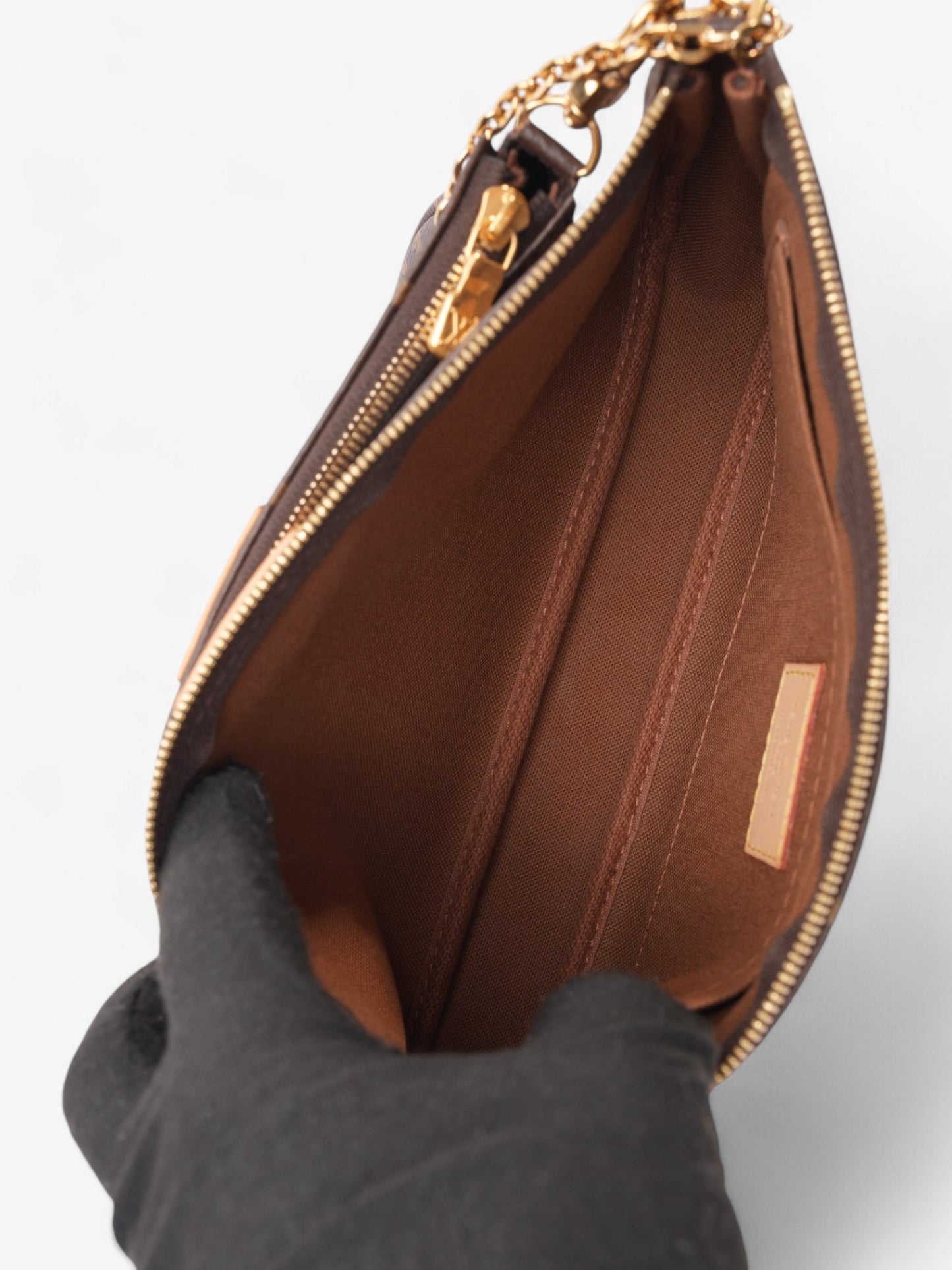 Louis Vuitton Multi Pochette Accessoires Monogram / Khaki Coated Canvas