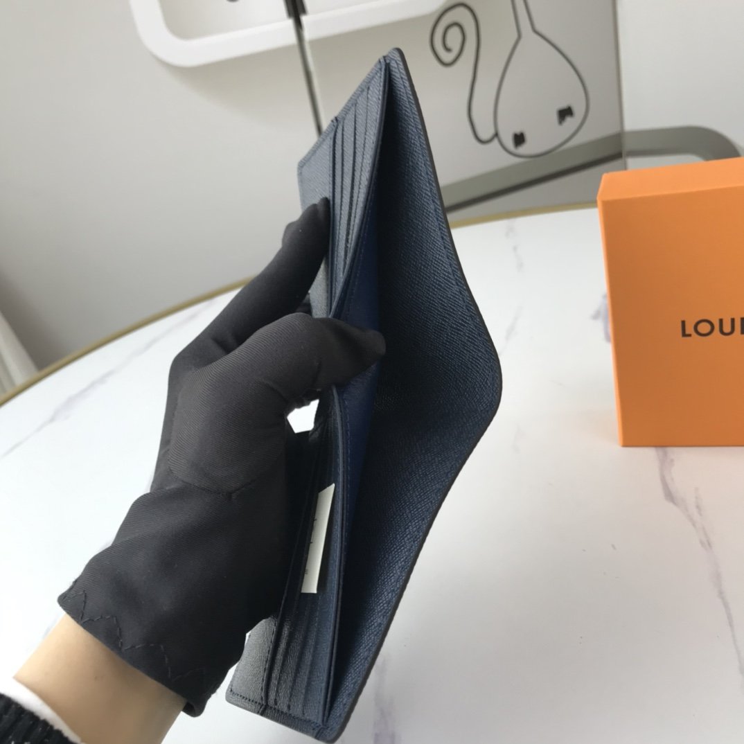 GLM - Top Quality Wallet LUV 012