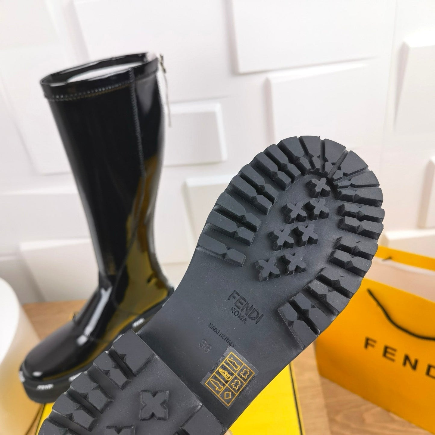 Luxury Shoes - FED - 703