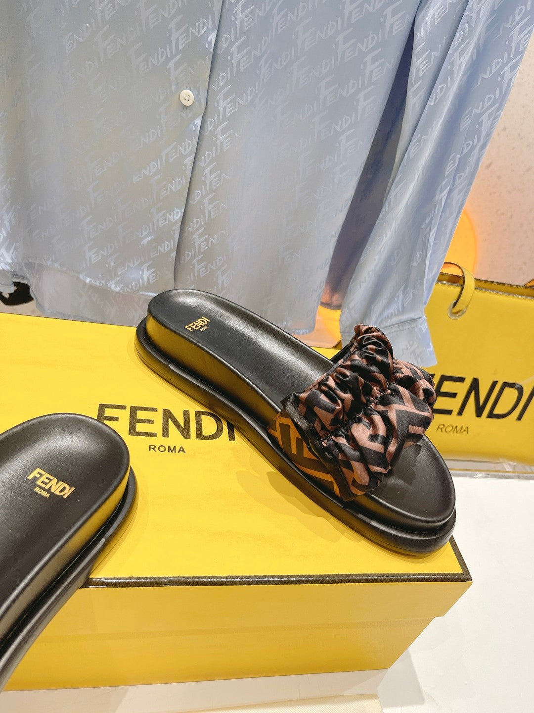 Luxury Shoes - FED - 546