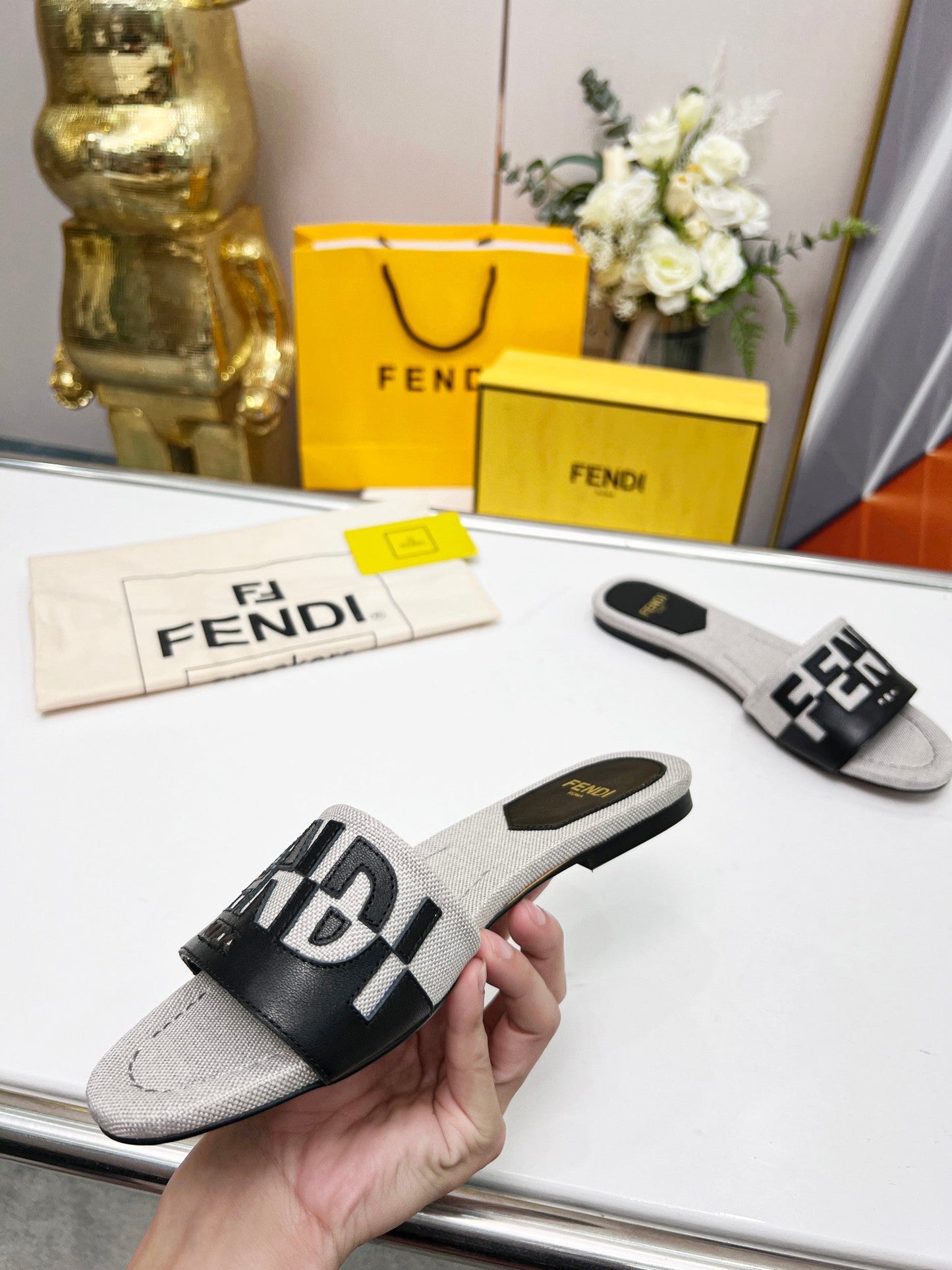 Luxury Shoes - FED - 544