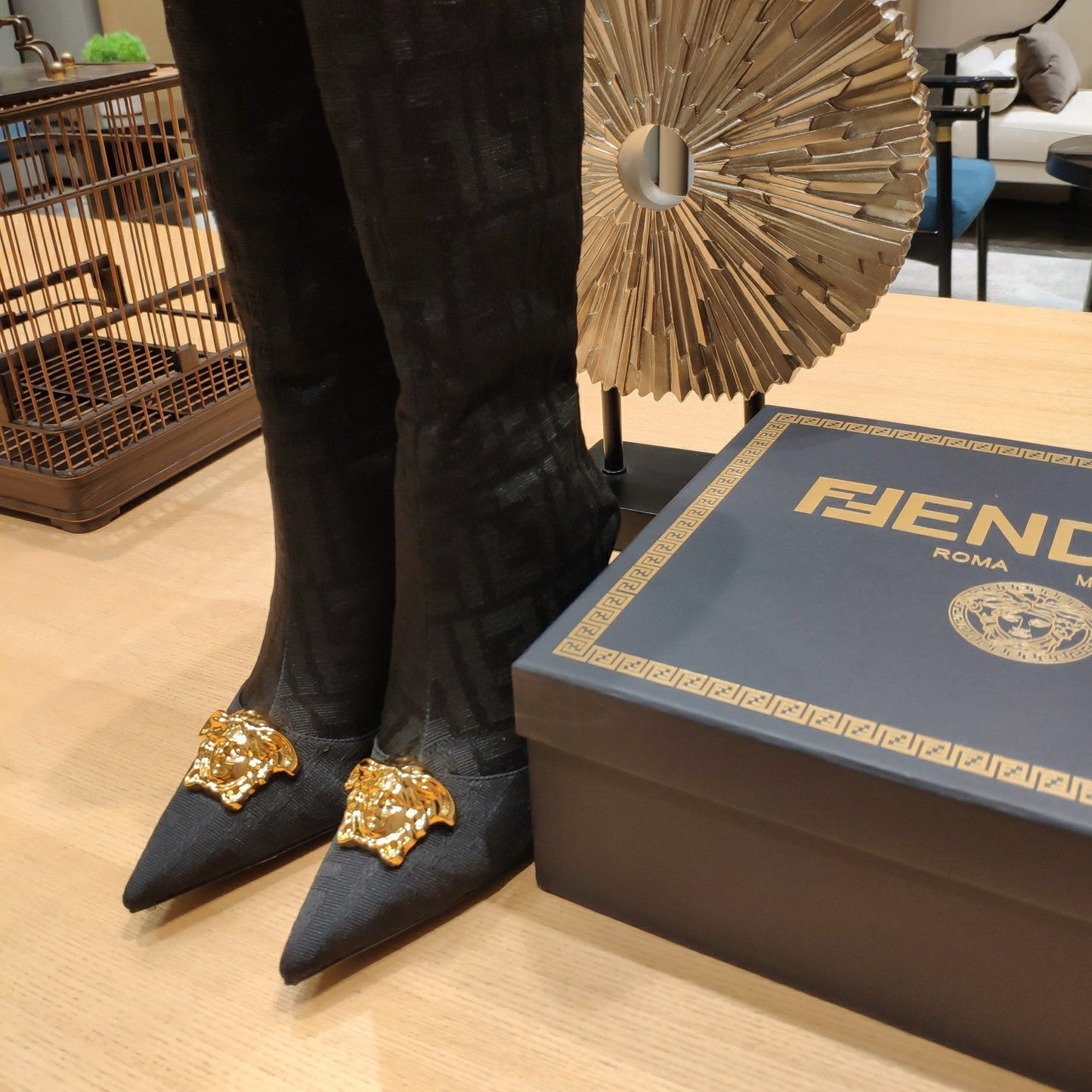 Luxury Shoes - FED - 450