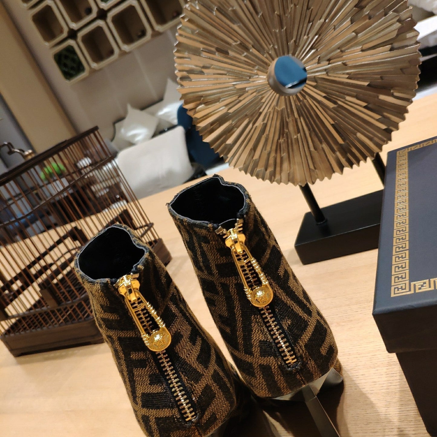 Luxury Shoes - FED - 447