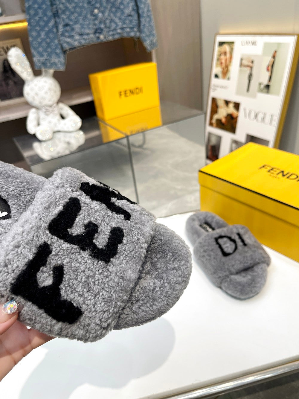 Luxury Shoes - FED - 373