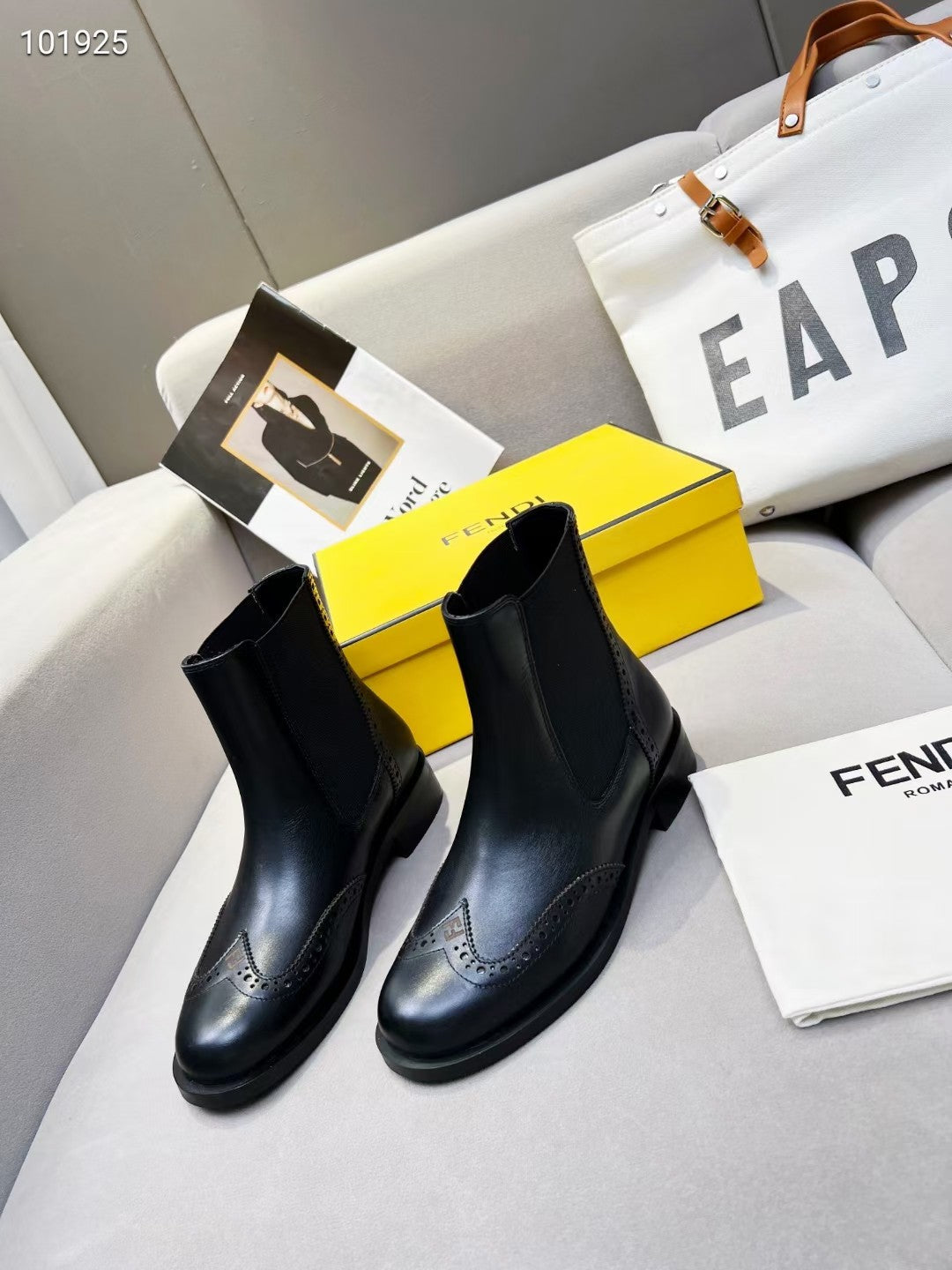 Luxury Shoes - FED - 314