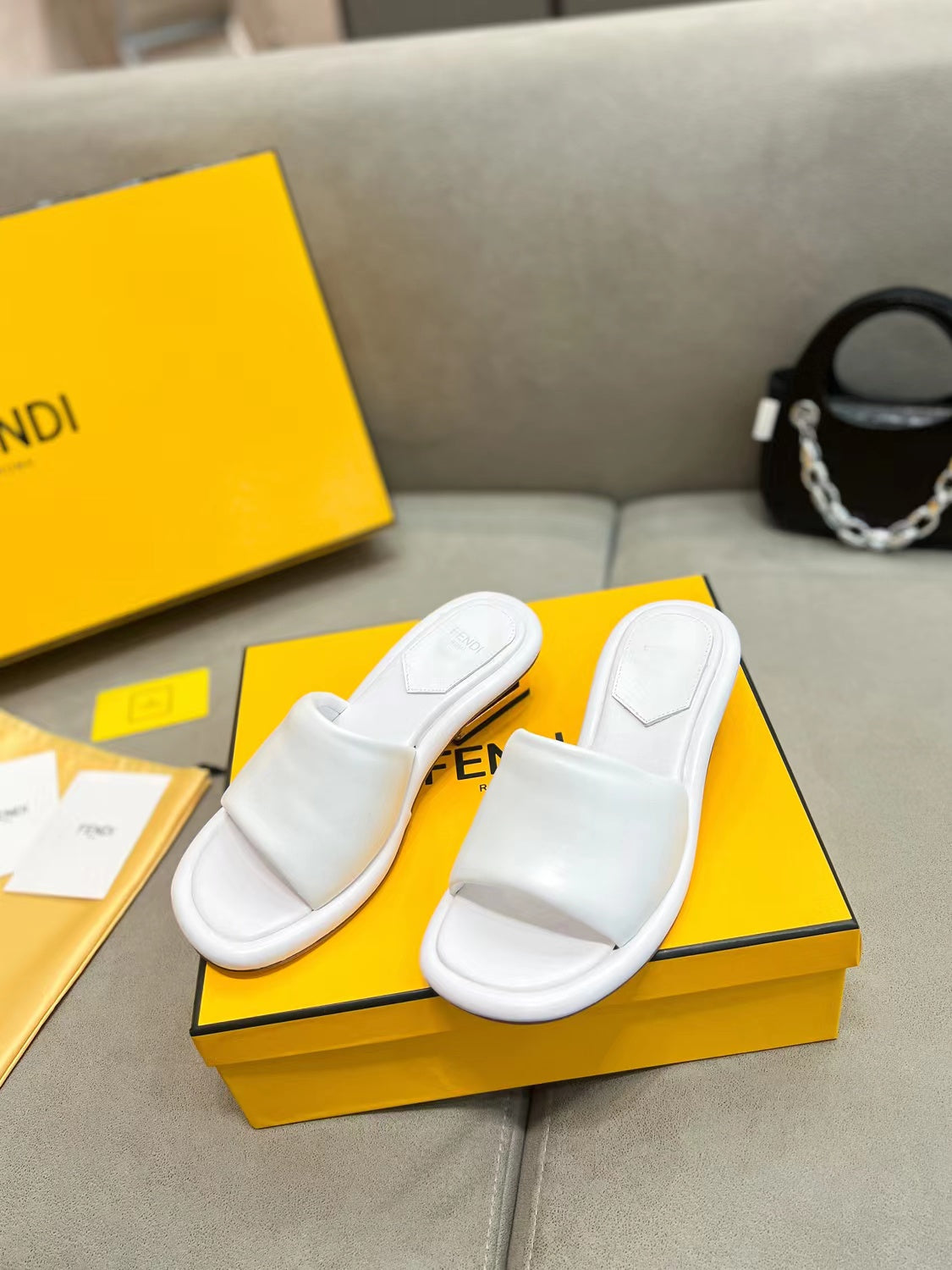 Luxury Shoes - FED - 153