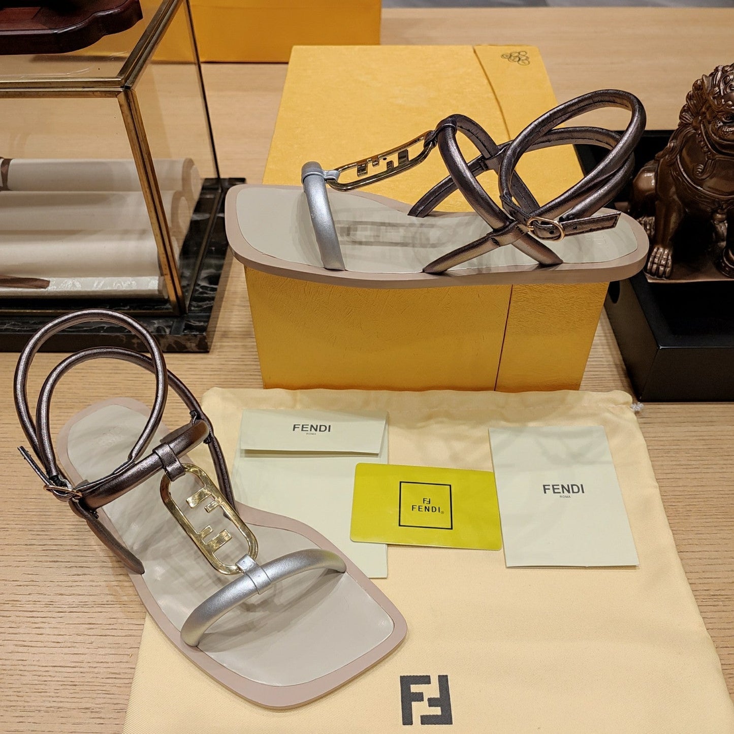 Luxury Shoes - FED - 038