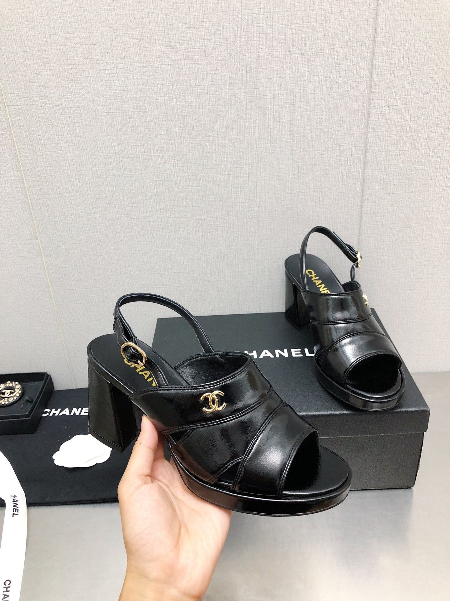 Luxury Shoes Sandals - CHL - 144
