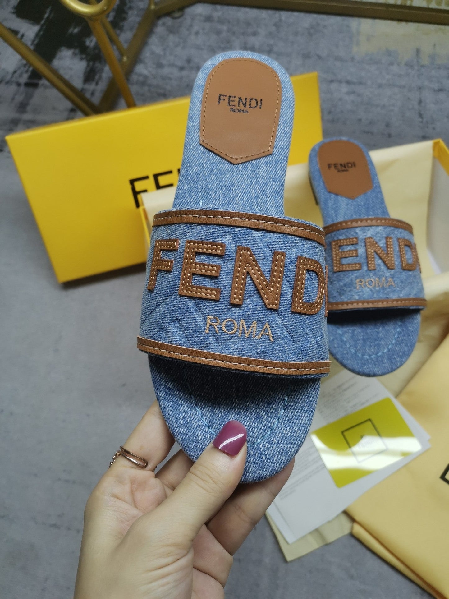 Luxury Shoes - FED - 021