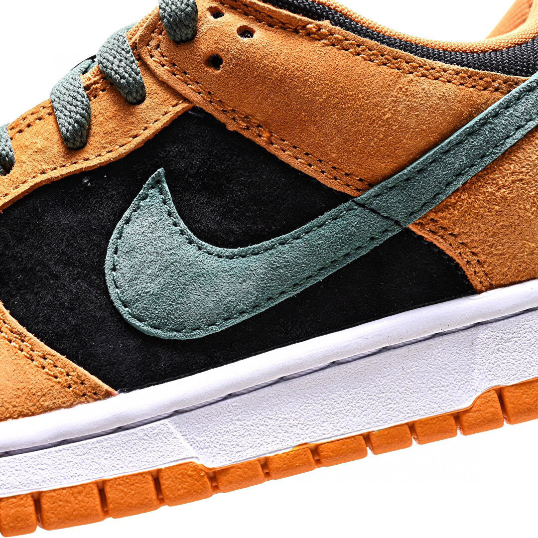 GLM - NKE Dunk Ceramic Black Orange