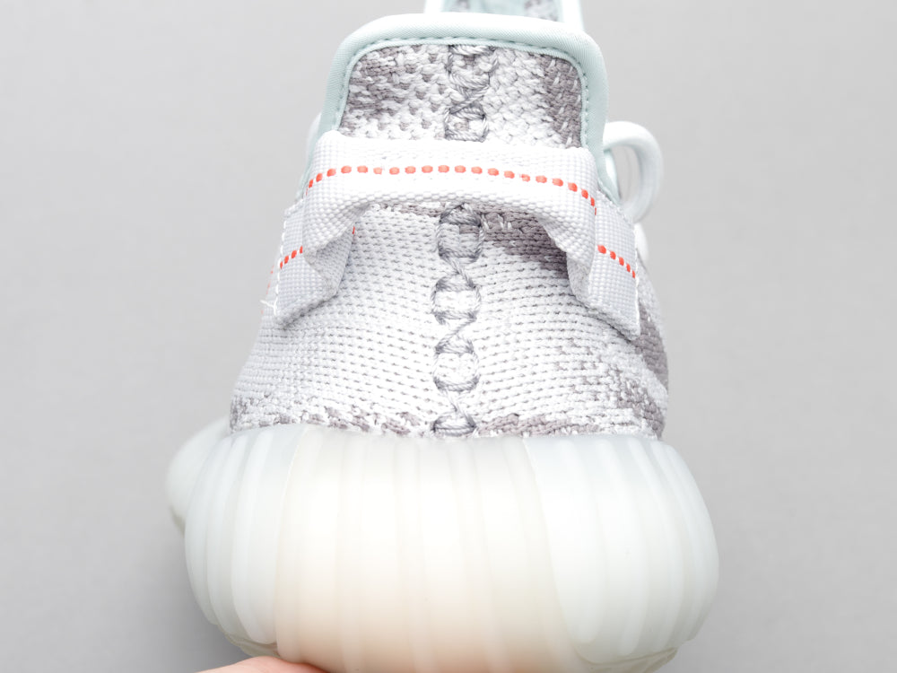 GLM - Yzy 350 Combustible iGLM Sneaker