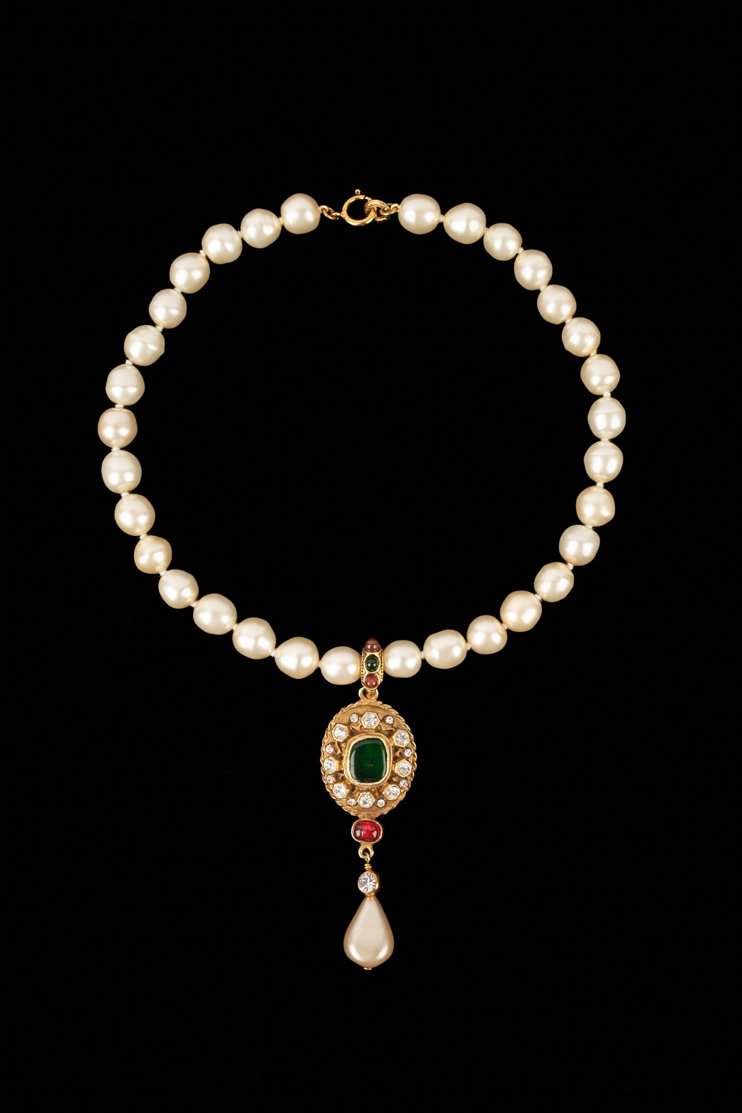 Collier baroque Chanel