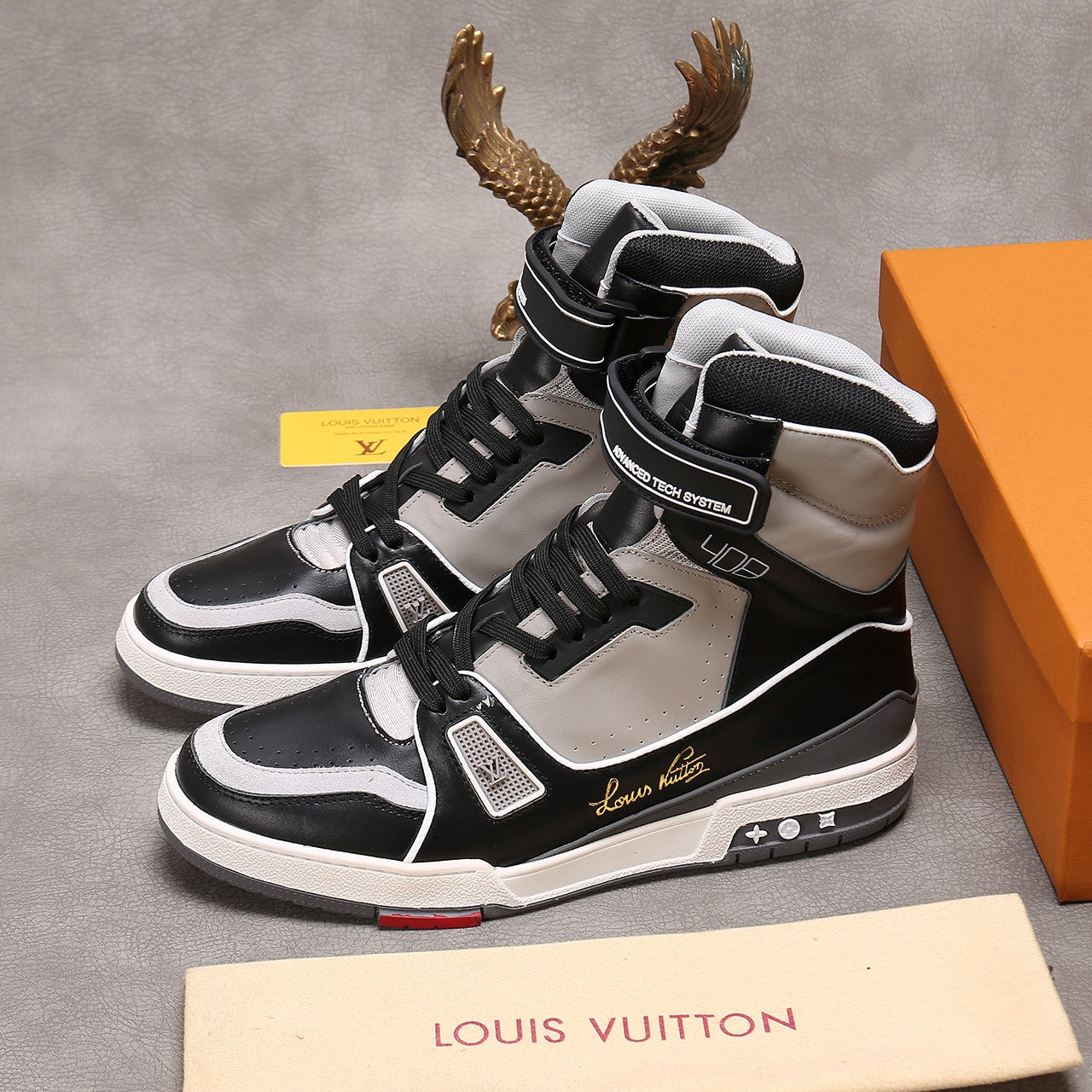 GLM - LUV Traners Inspired Black Gray Sneaker