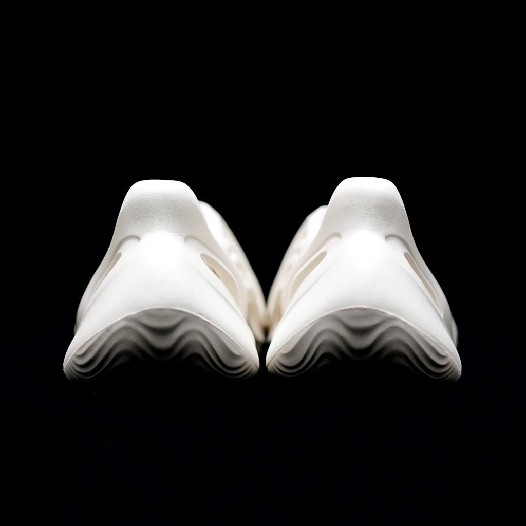 GLM - Yzy Foam Runner Sneaker