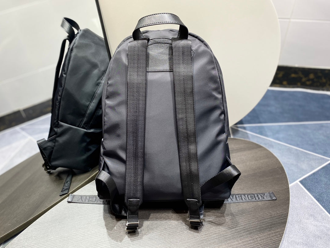 gv Double U Backpack Black For Men, Men’s Backpacks 16.9in/50cm GVC BK508AK154-001