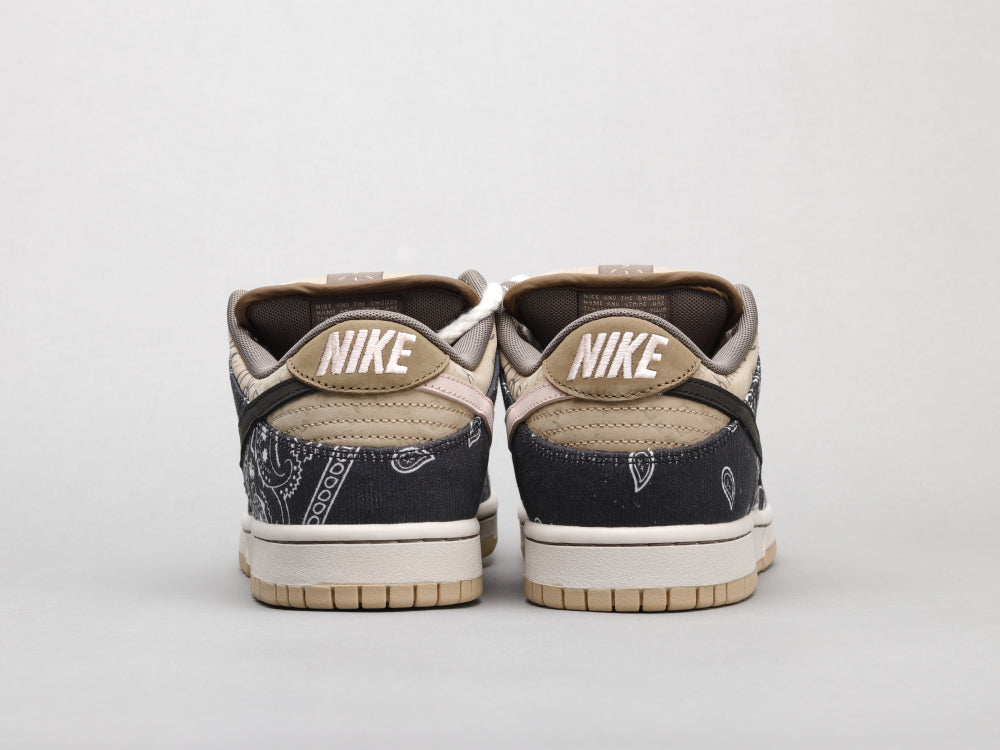 GLM - Travis Scott x SB Dunk Low Cashew Blossom