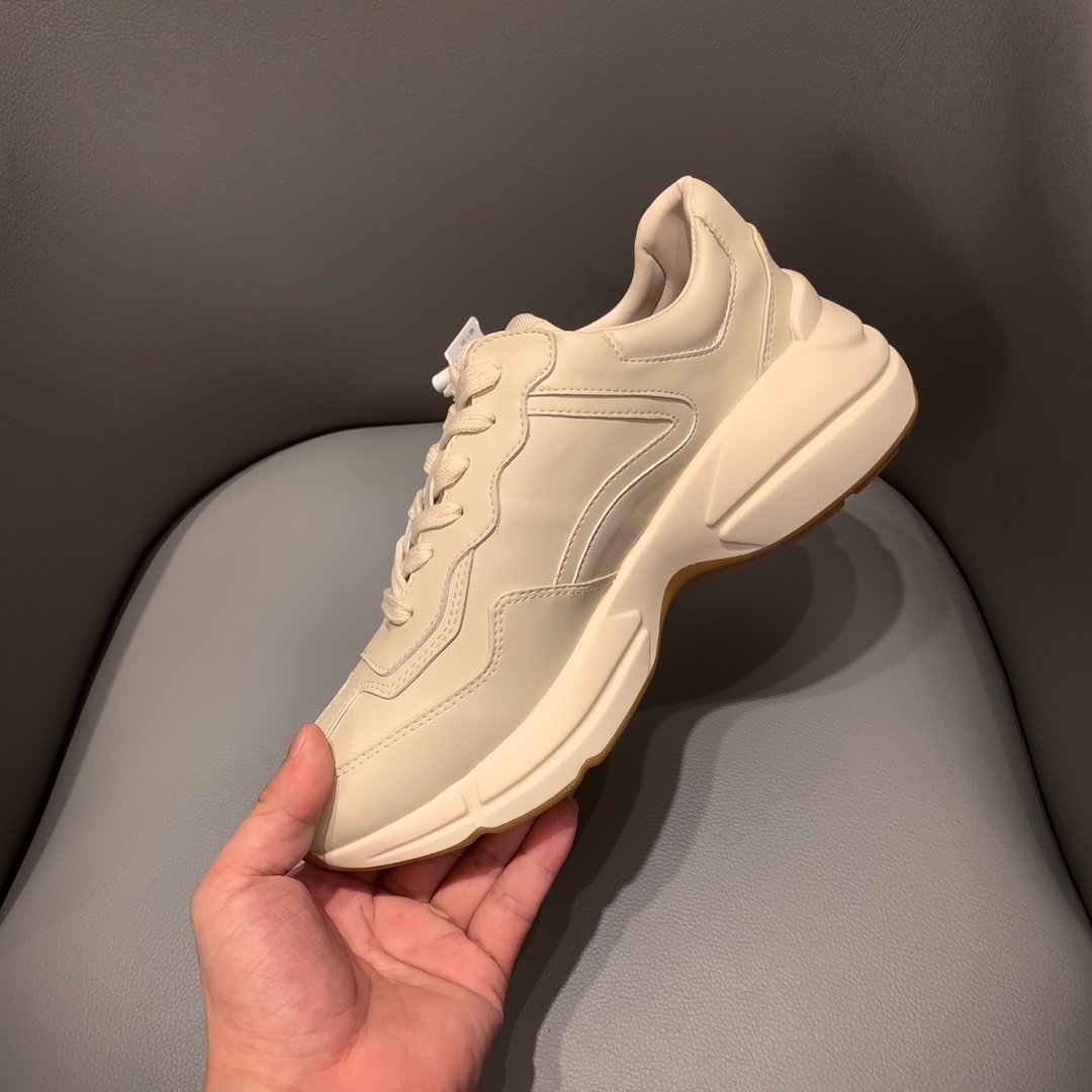 GLM-GCI  RHYTON SNEAKER WITH Mkey 131