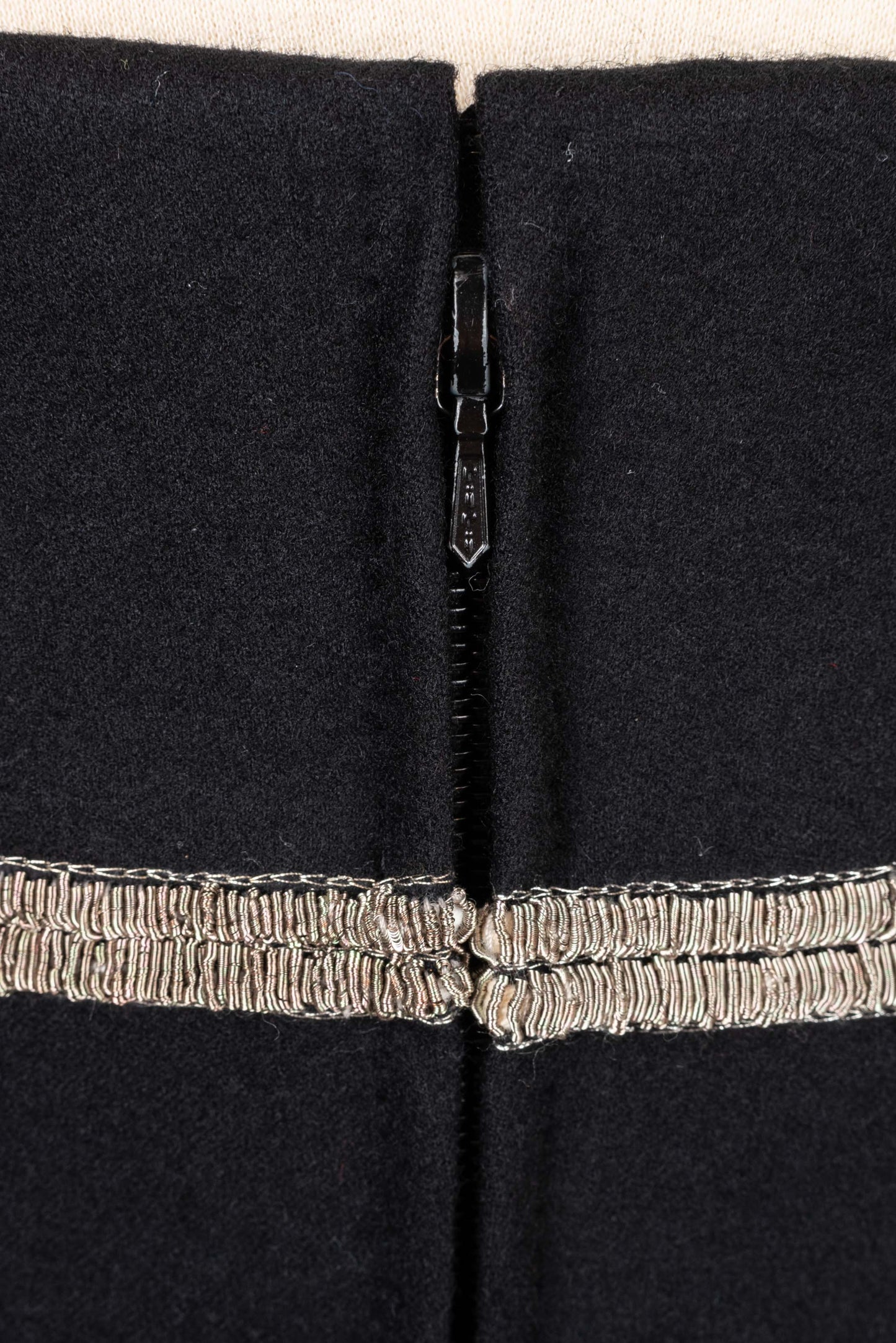 Haut / bustier en laine brodÃƒÆ’Ã‚Â©e Anouska Hempel