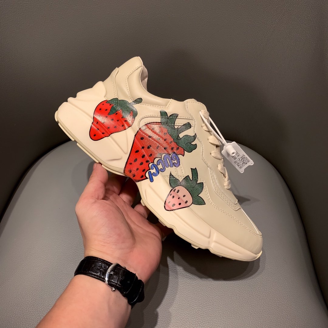 GLM-GCI  RHYTON VINTAGE TRAINER STRAWWBERRY WHITE SNEAKER 141