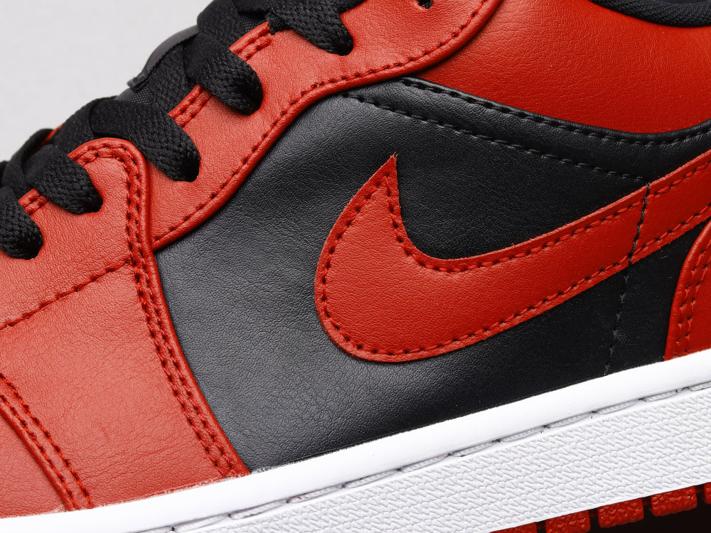 GLM - AJ1 Reverse black and red forbidden to wear