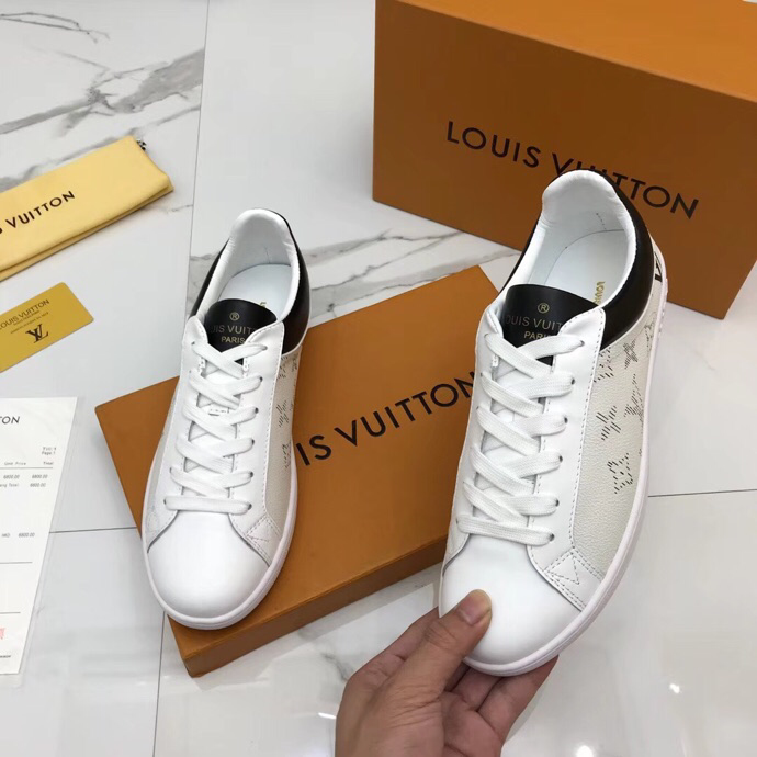 GLM - Top Quality Luv Sneaker 049